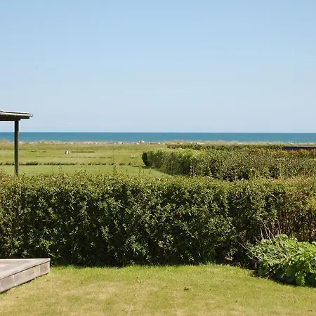Hébergement de vacances Holiday Close To The Beach Enghusvej 098538 *